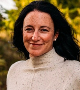 christine valente headshot